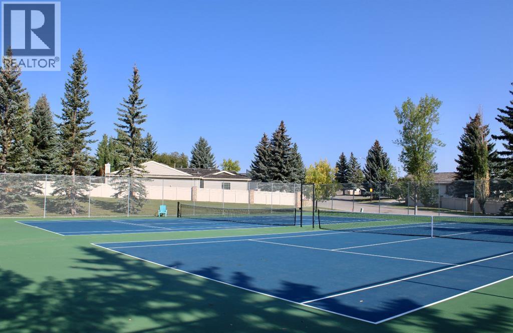 Single Family House for Sale in   Shawnee Square SW Shawnee Slopes Calgary 