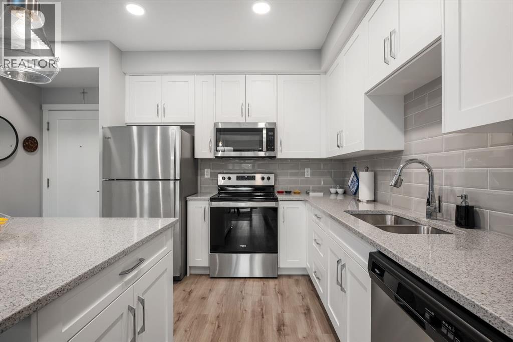 Single Family House for Sale in   Shawnee Square SW Shawnee Slopes Calgary 