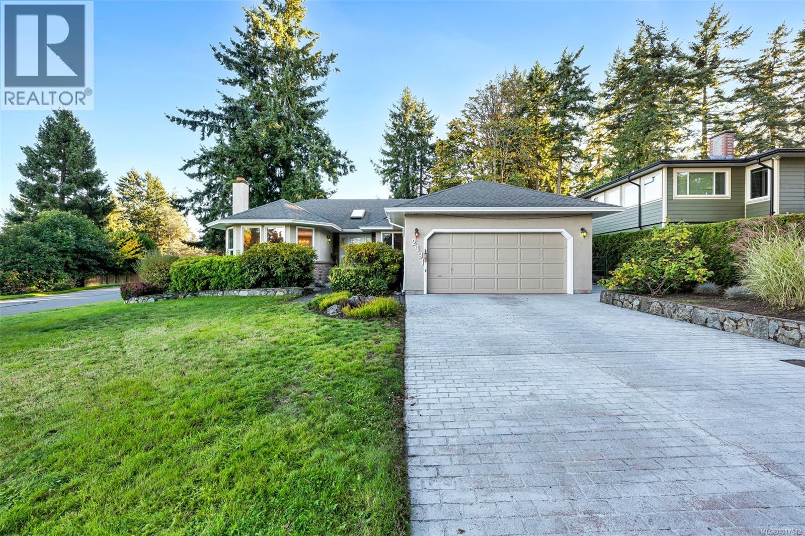 2431 Wilcox Terrace, Central Saanich