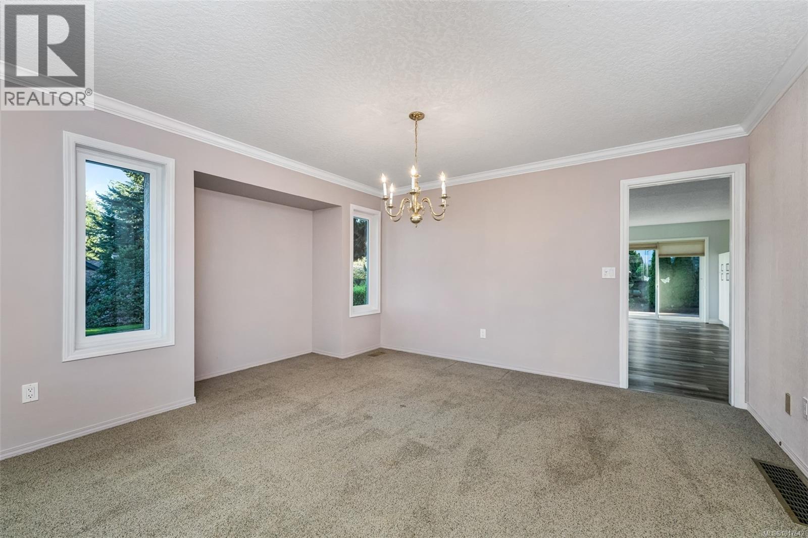  2431 Wilcox Terrace, Central Saanich