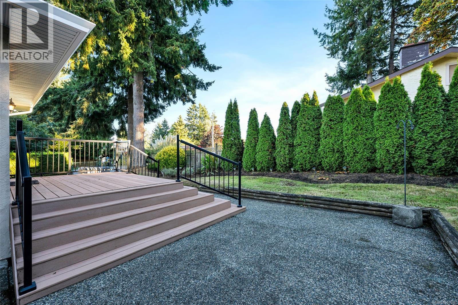  2431 Wilcox Terrace, Central Saanich