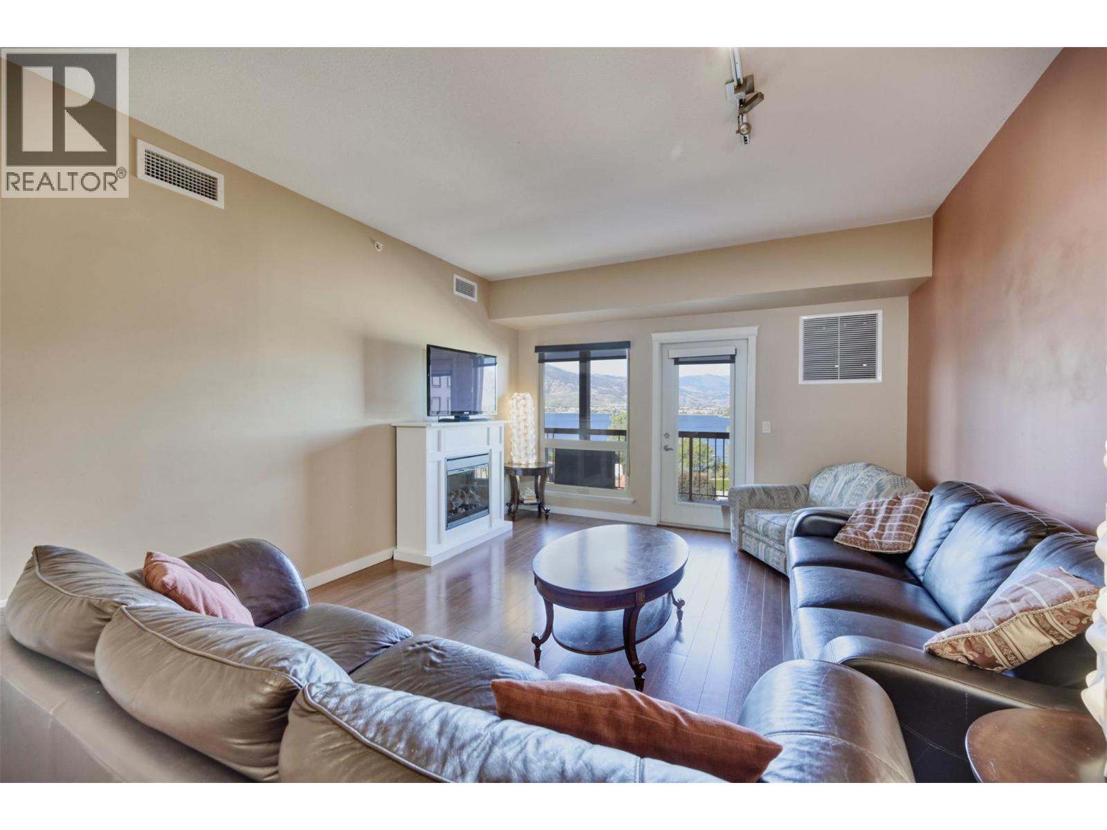 307 4300 44TH Avenue, Osoyoos