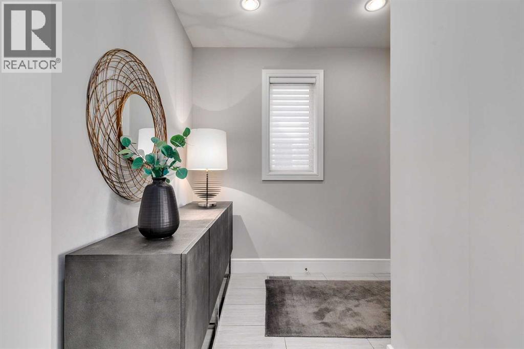 Single Family House for Sale in   Avenue SW Windsor Park Calgary 
