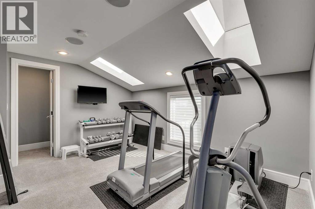Single Family House for Sale in   Avenue SW Windsor Park Calgary 