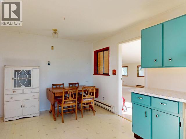7173 WESTMINSTER STREET, Powell River