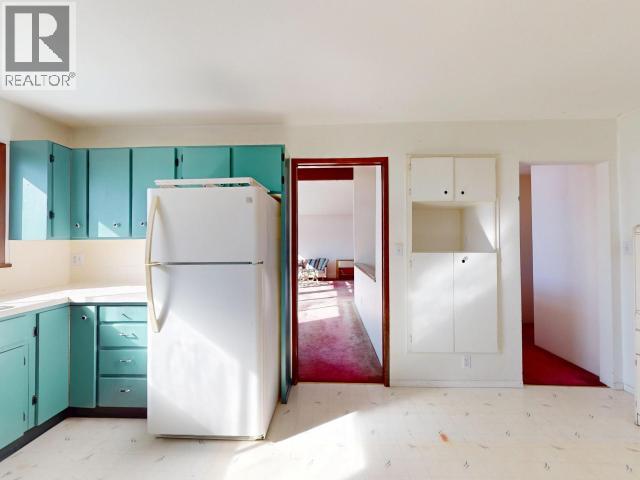 7173 WESTMINSTER STREET, Powell River