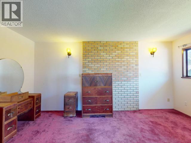 7173 WESTMINSTER STREET, Powell River