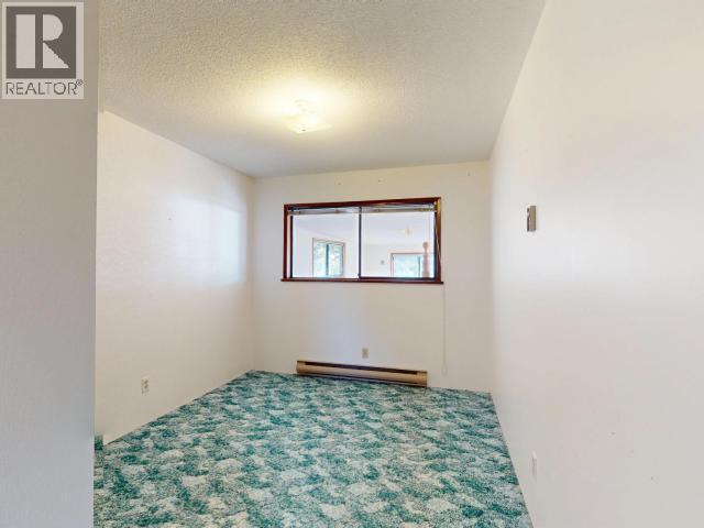 7173 WESTMINSTER STREET, Powell River