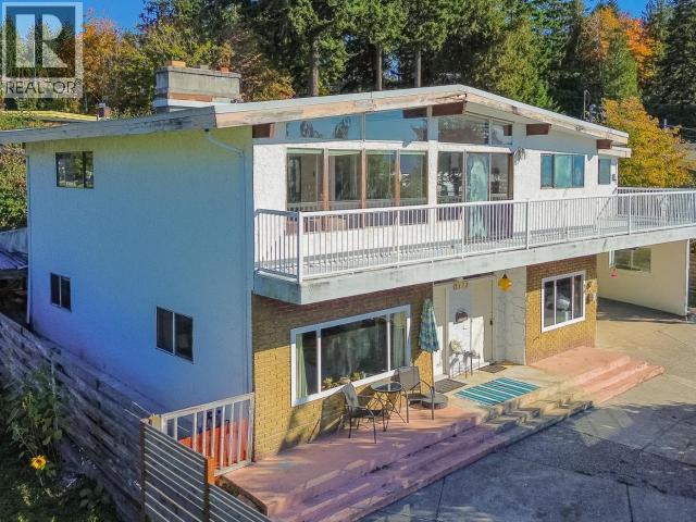 7173 WESTMINSTER STREET, Powell River