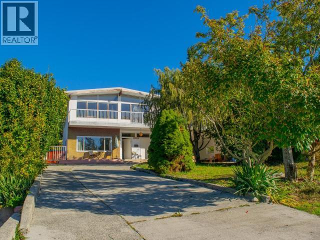 7173 WESTMINSTER STREET, Powell River