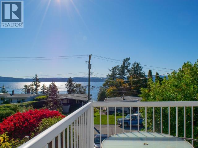 7173 WESTMINSTER STREET, Powell River