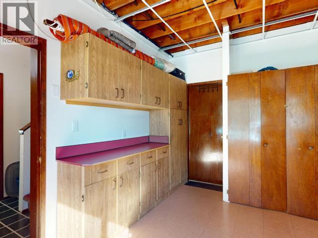 7173 WESTMINSTER STREET, Powell River