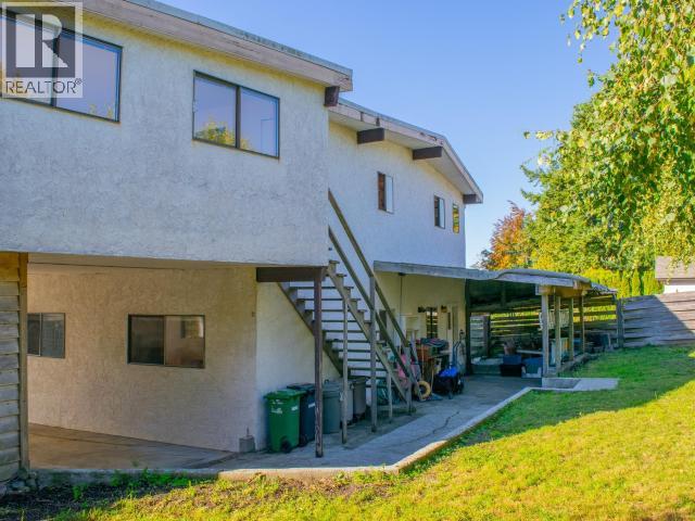 7173 WESTMINSTER STREET, Powell River