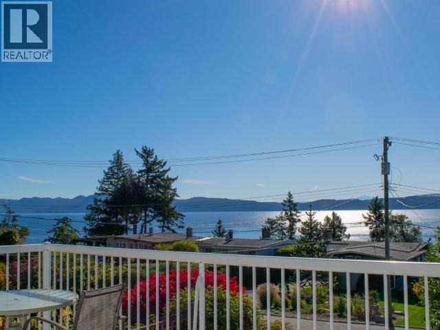 7173 WESTMINSTER STREET, Powell River