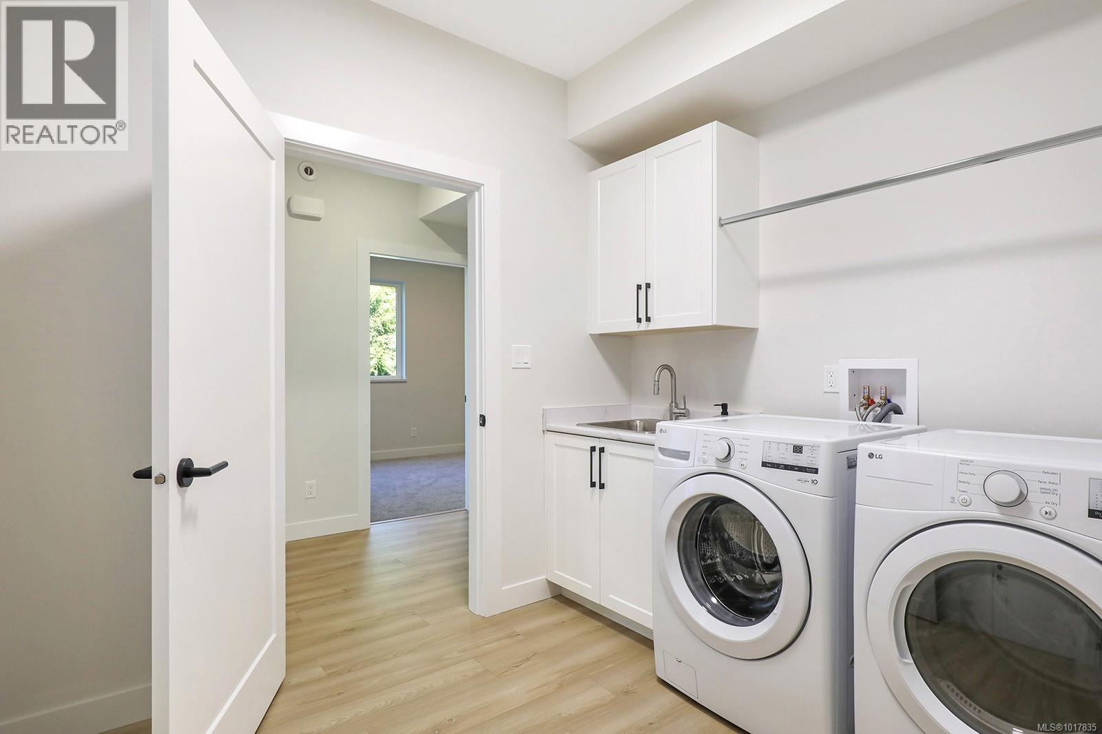 29 1505 Croation Rd, Campbell River