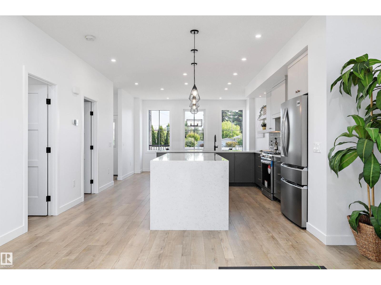 7505 ROWLAND RD NW, Edmonton