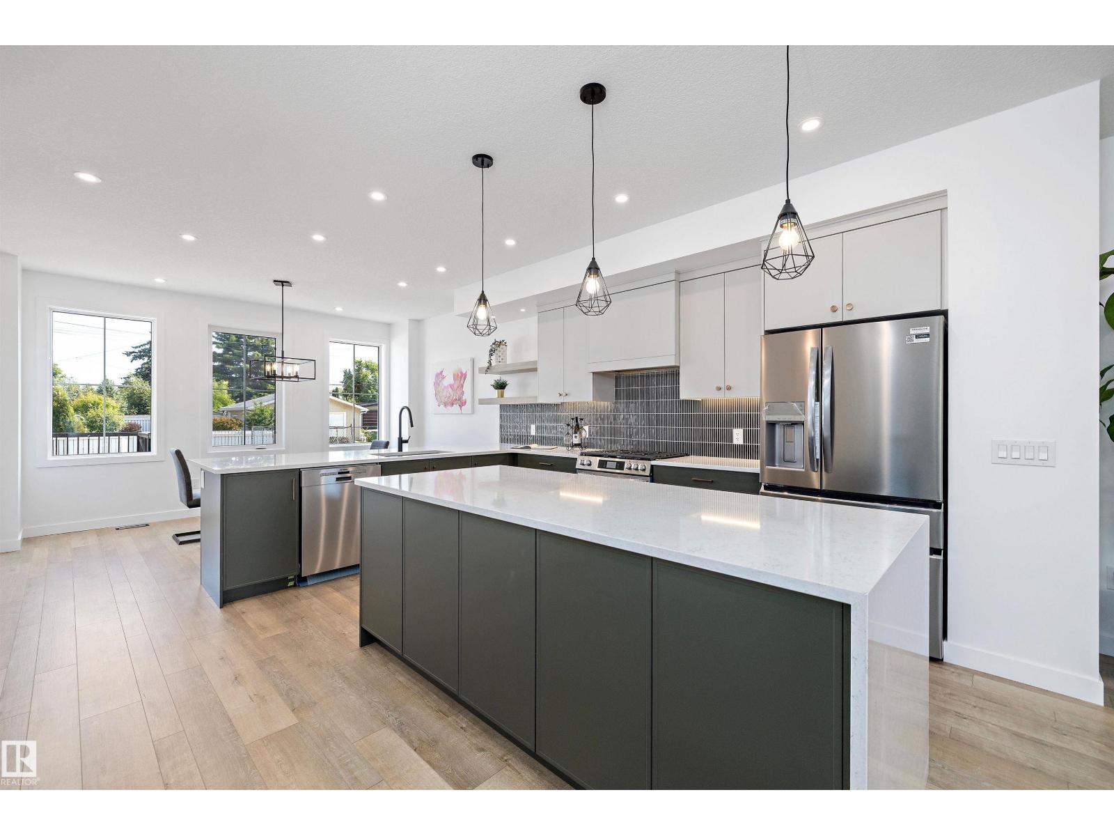 7505 ROWLAND RD NW, Edmonton