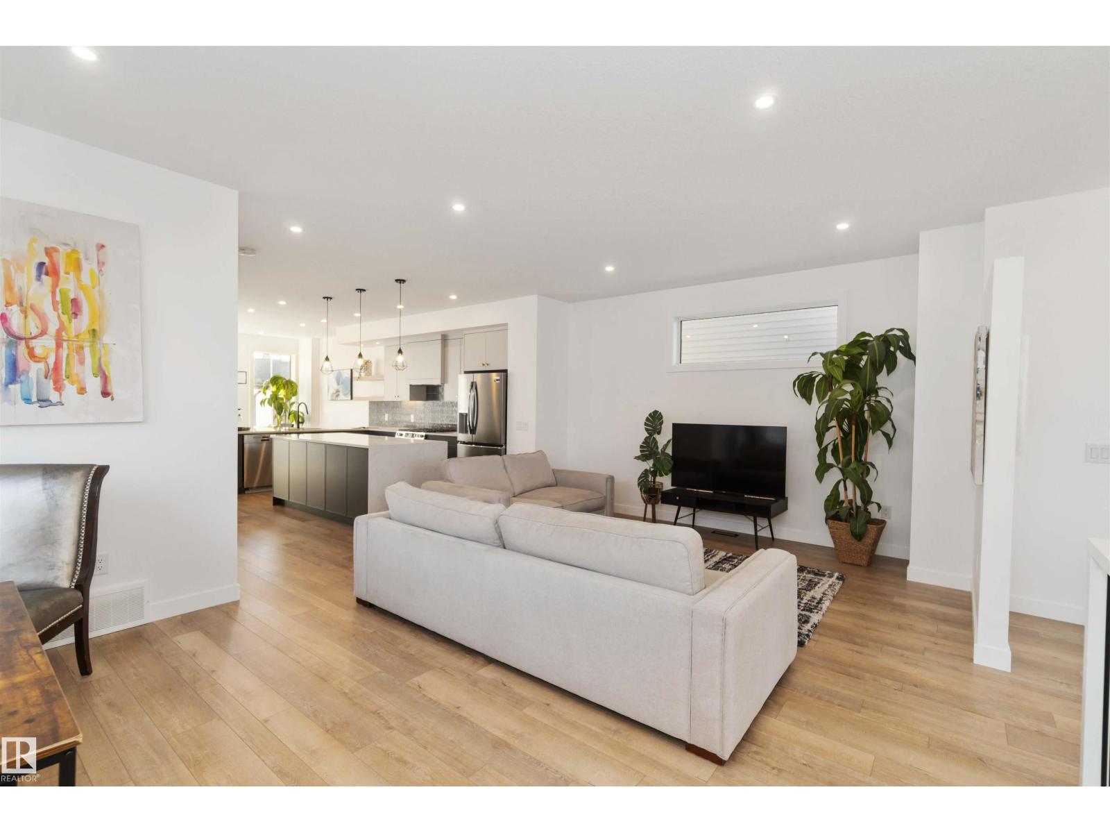 7505 ROWLAND RD NW, Edmonton