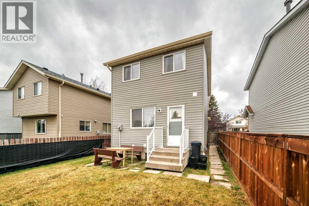 Single Family House for Sale in   Street NE Castleridge Calgary 