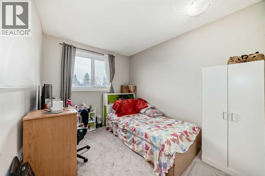 Single Family House for Sale in   Street NE Castleridge Calgary 