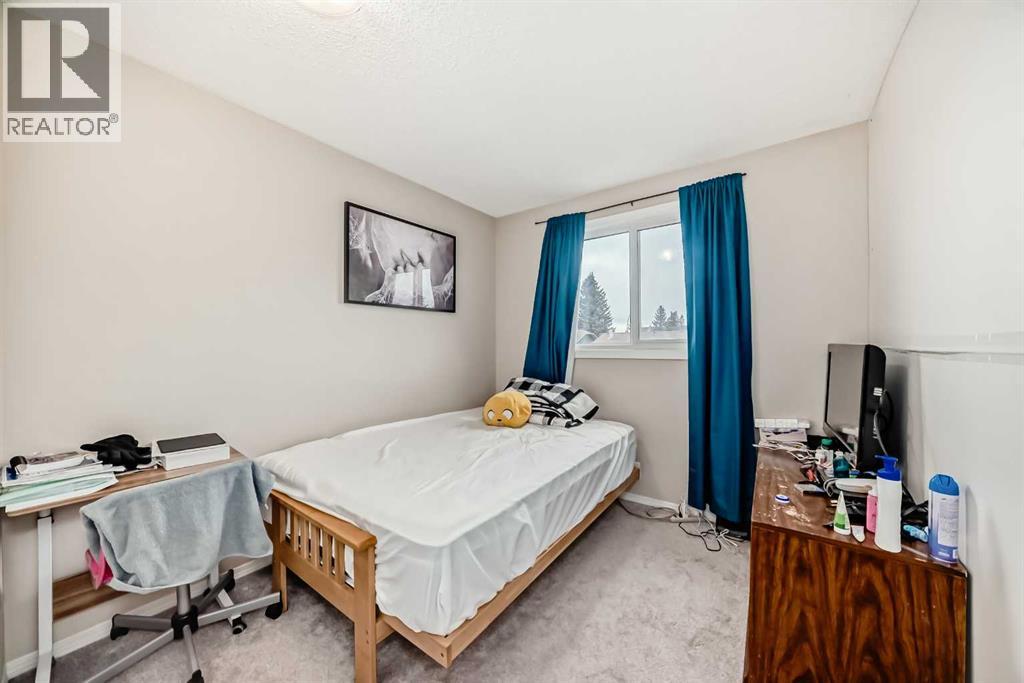Single Family House for Sale in   Street NE Castleridge Calgary 