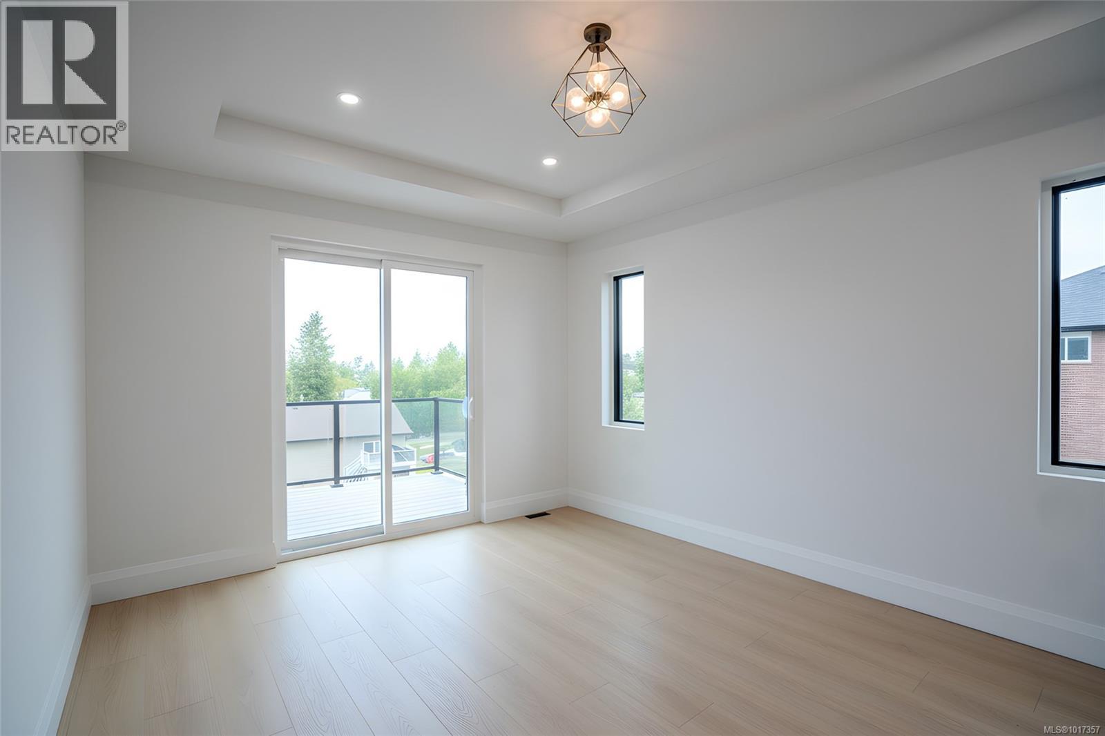 5560 Rutherford Rd, Nanaimo