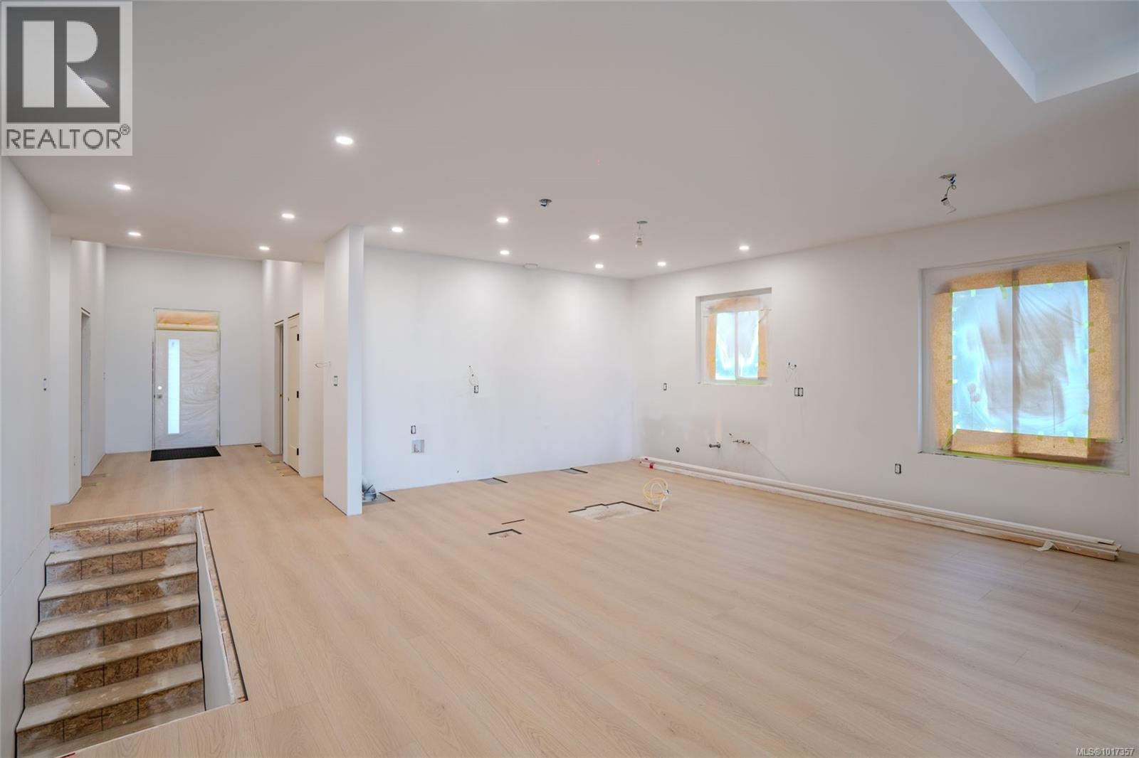 5560 Rutherford Rd, Nanaimo