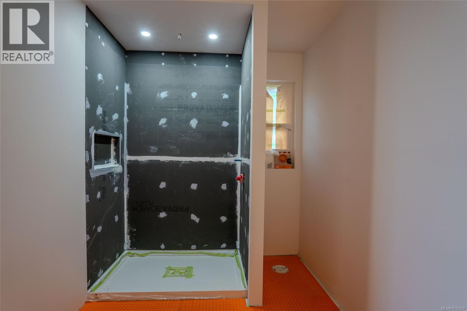 5560 Rutherford Rd, Nanaimo