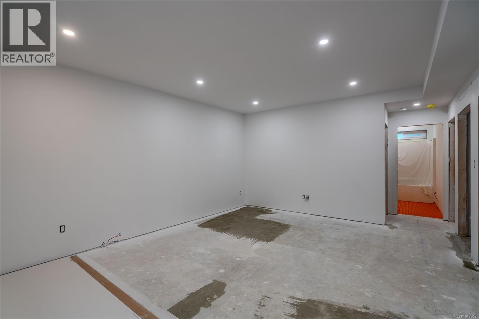 5560 Rutherford Rd, Nanaimo