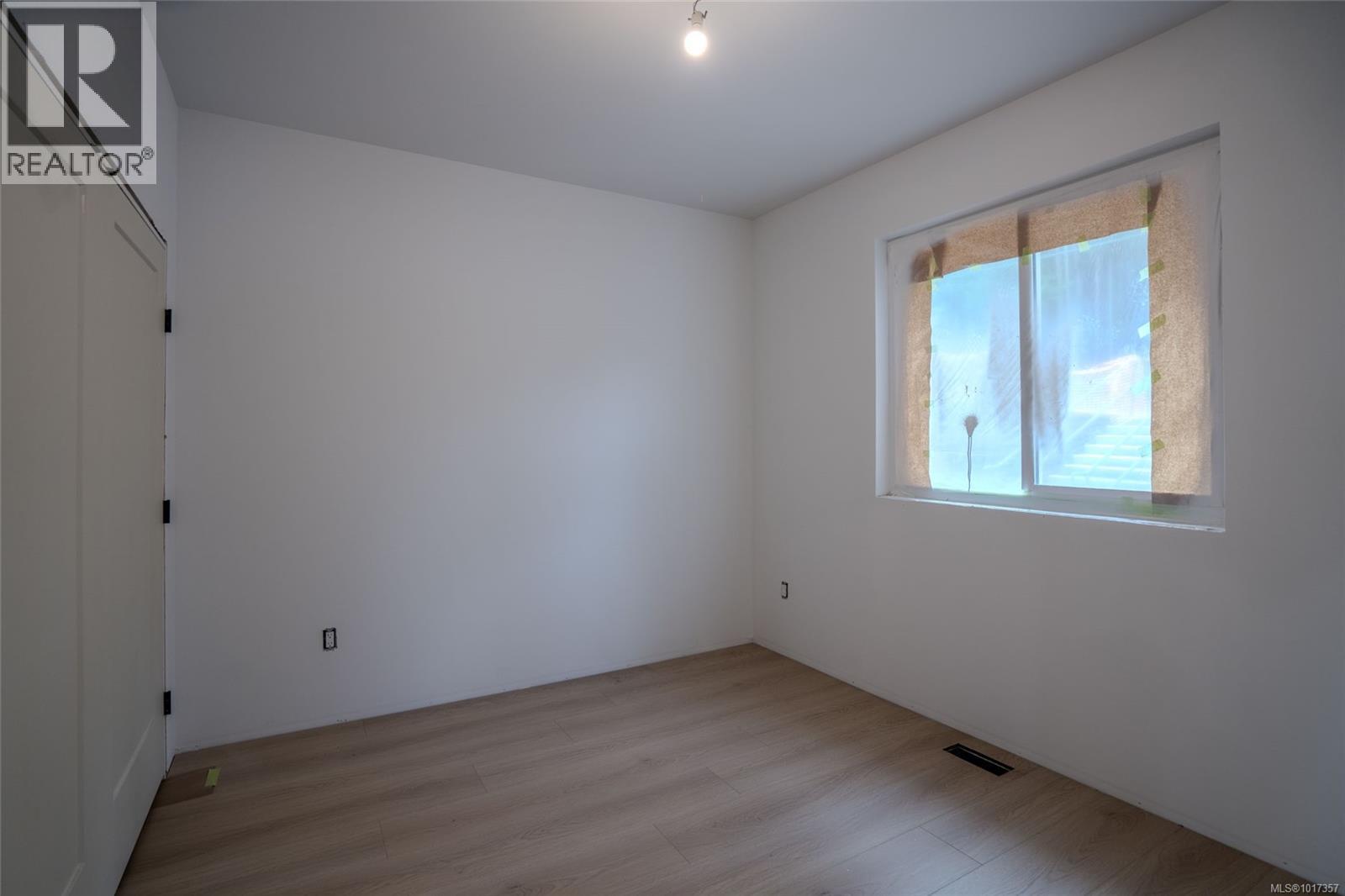 5560 Rutherford Rd, Nanaimo