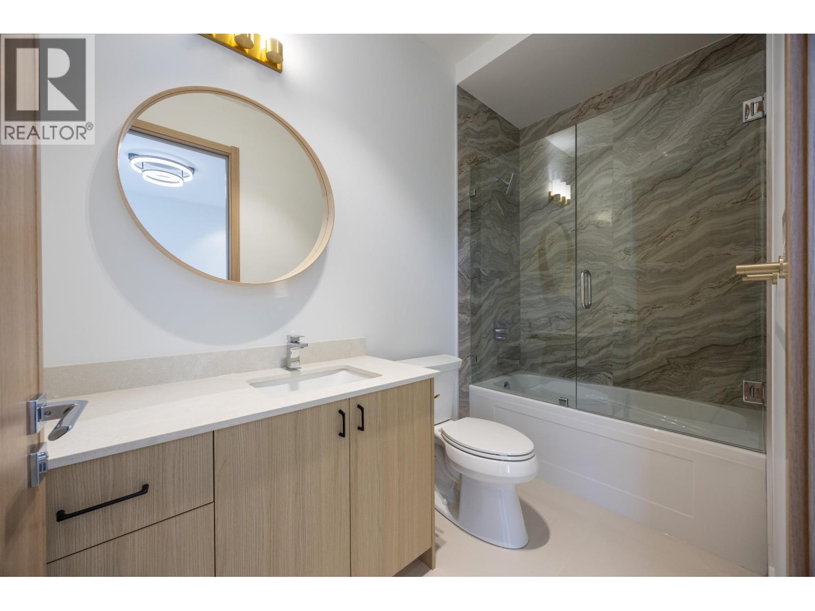 9240 SAUNDERS Road, Richmond