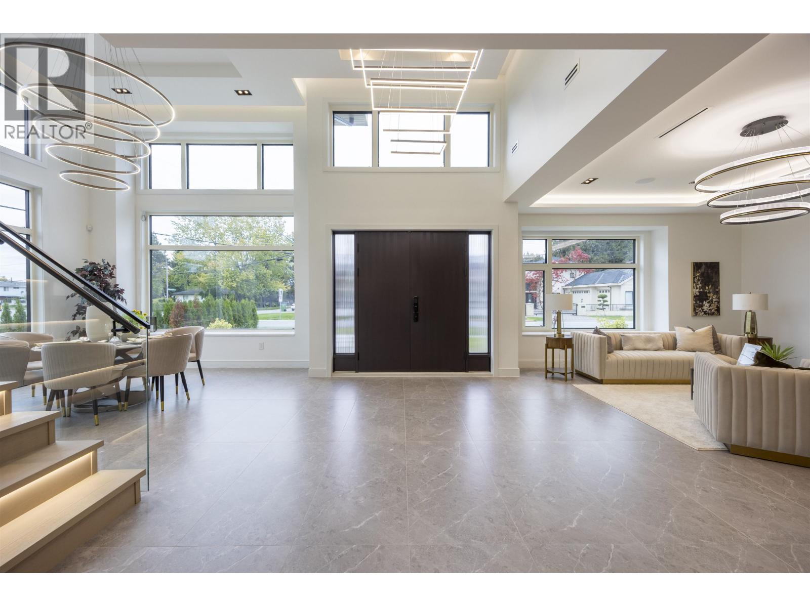 9240 SAUNDERS Road, Richmond