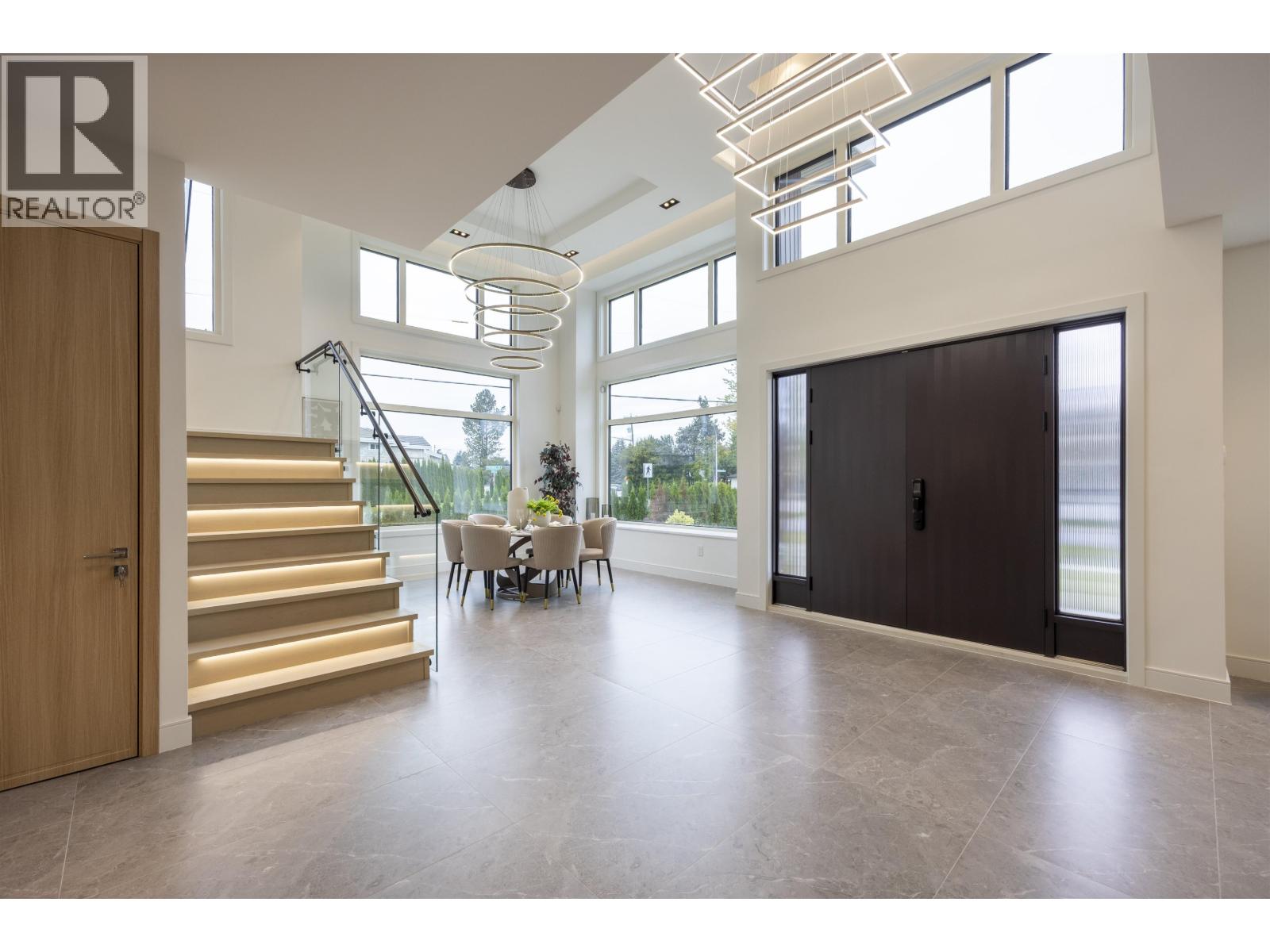 9240 SAUNDERS Road, Richmond