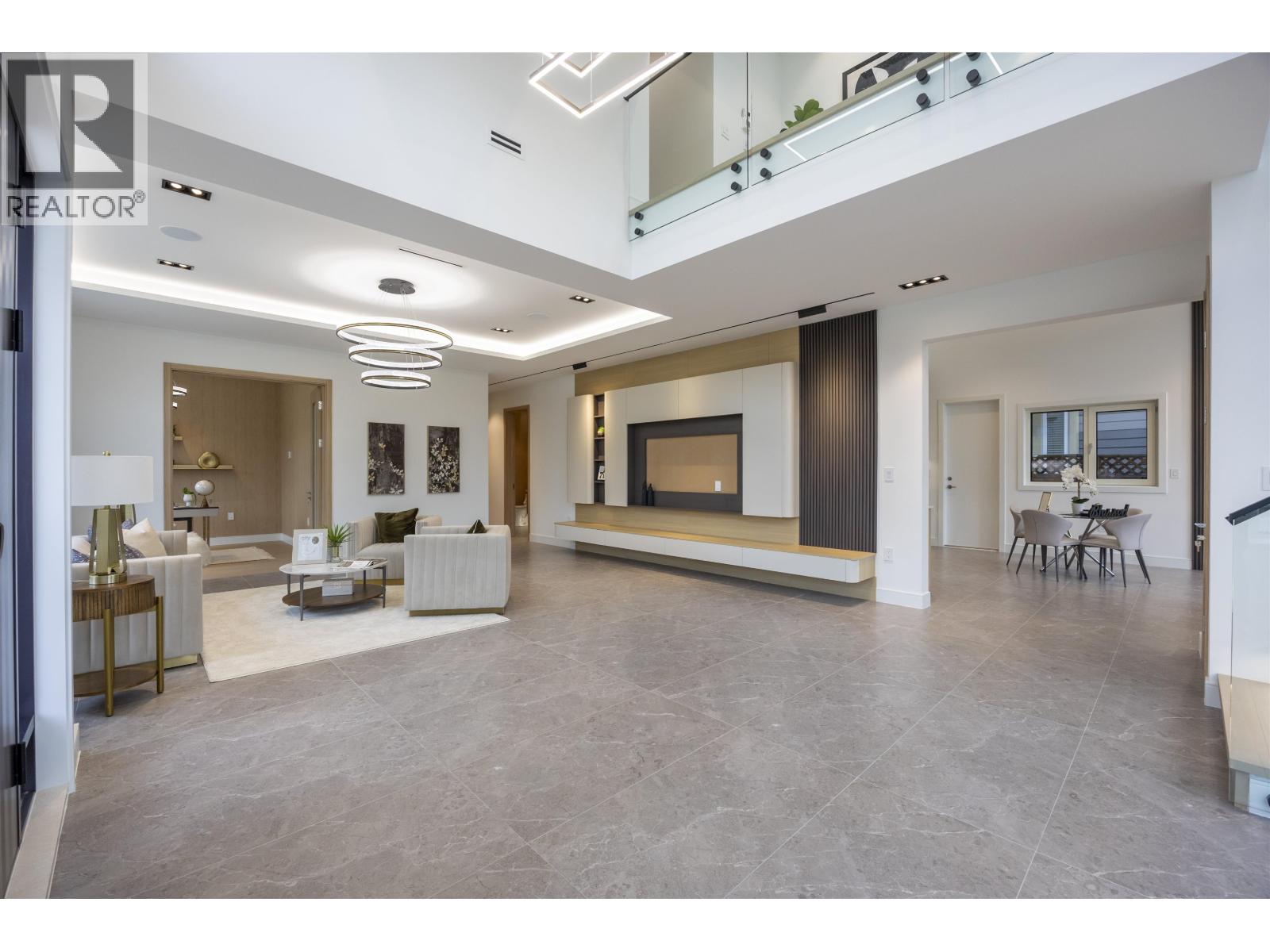 9240 SAUNDERS Road, Richmond