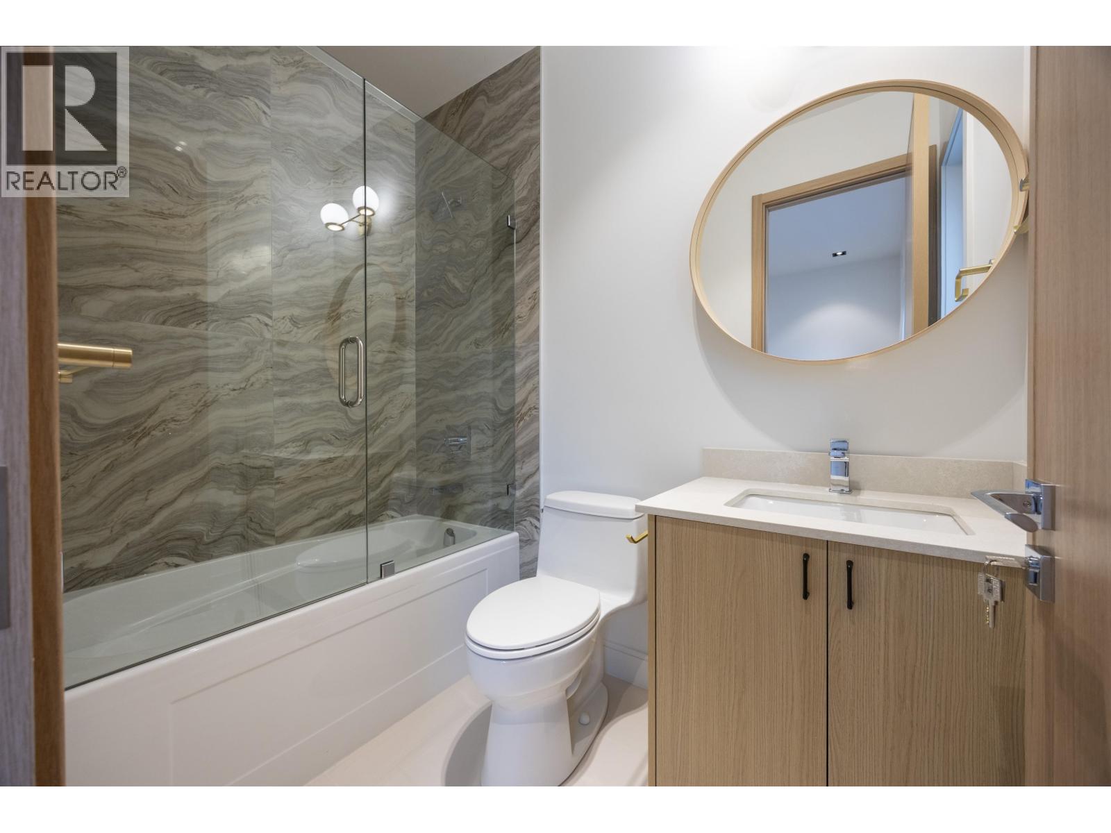 9240 SAUNDERS Road, Richmond