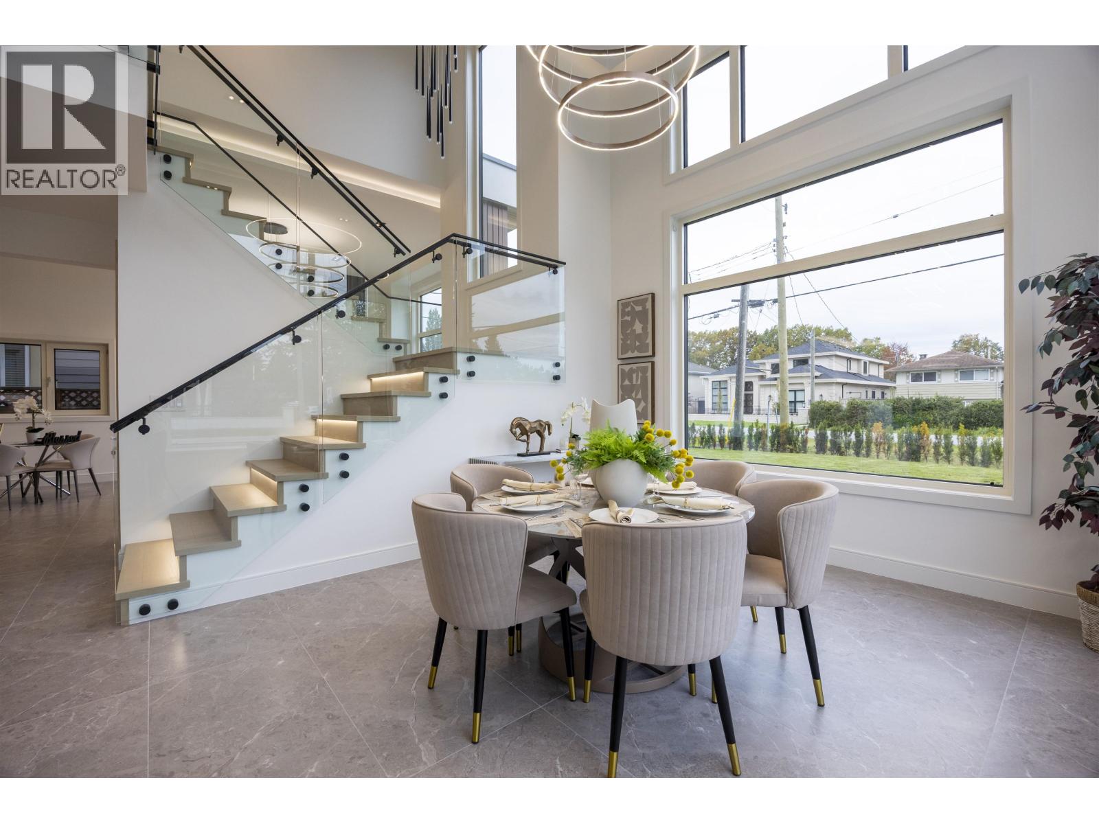 9240 SAUNDERS Road, Richmond