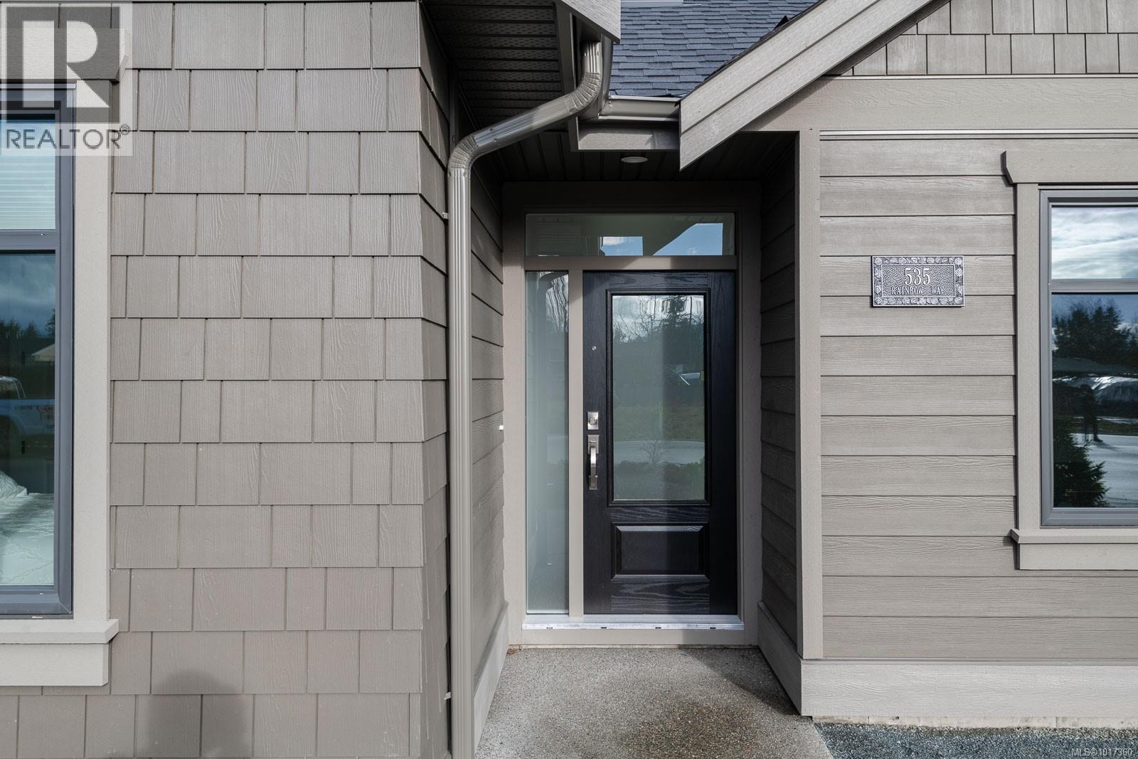 570 Rainbow Way, Parksville