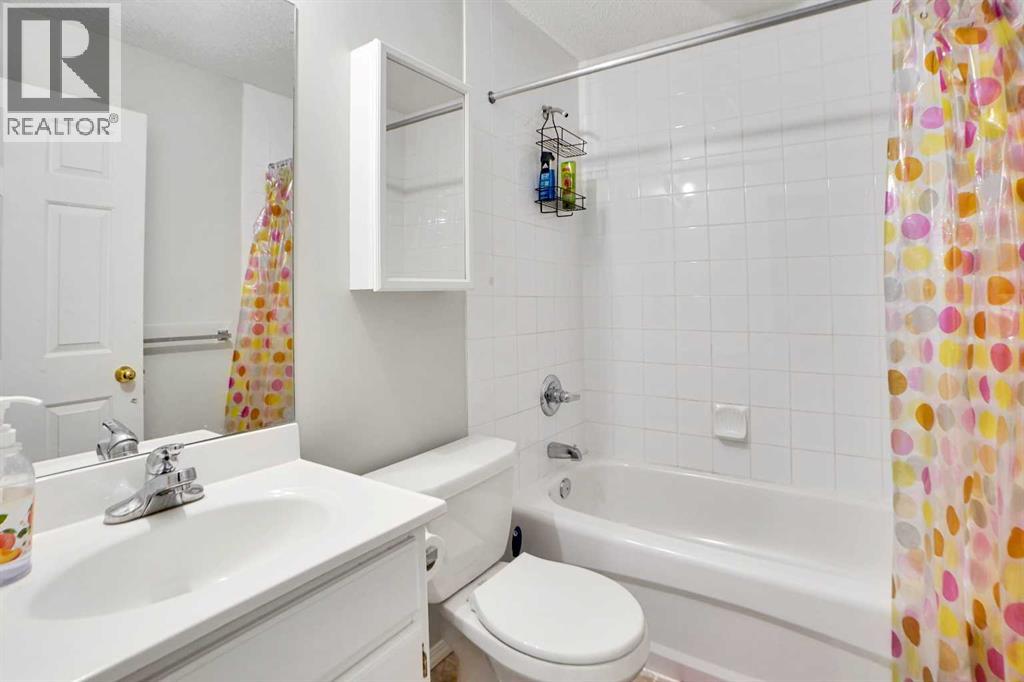 Single Family House for Sale in   Martha