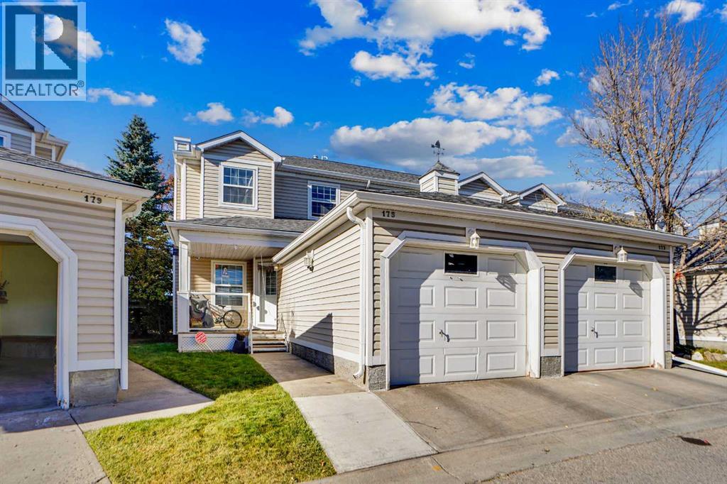 Single Family House for Sale in   Martha