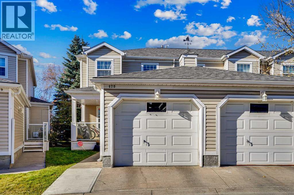 Single Family House for Sale in   Martha