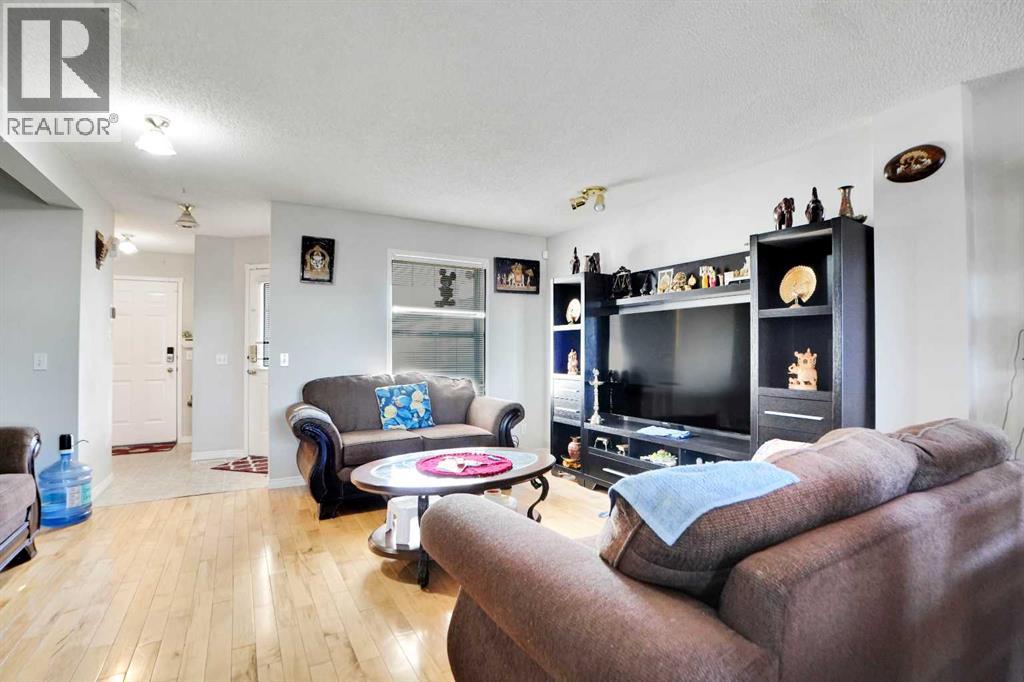 Single Family House for Sale in   Martha