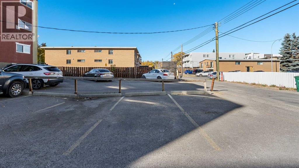Single Family House for Sale in    Avenue SW Sunalta Calgary 