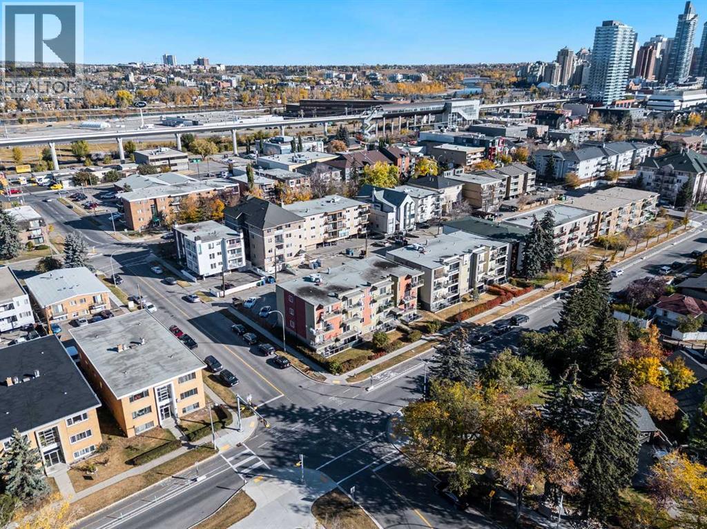 Single Family House for Sale in    Avenue SW Sunalta Calgary 
