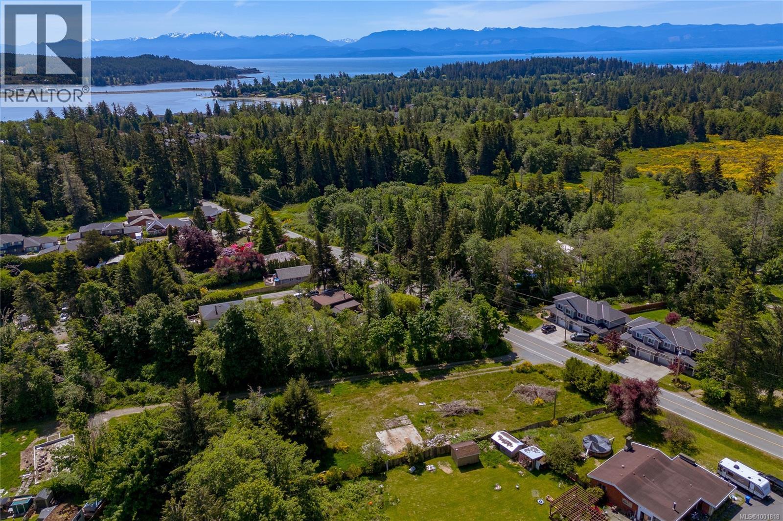  2033 Maple Avenue, Sooke