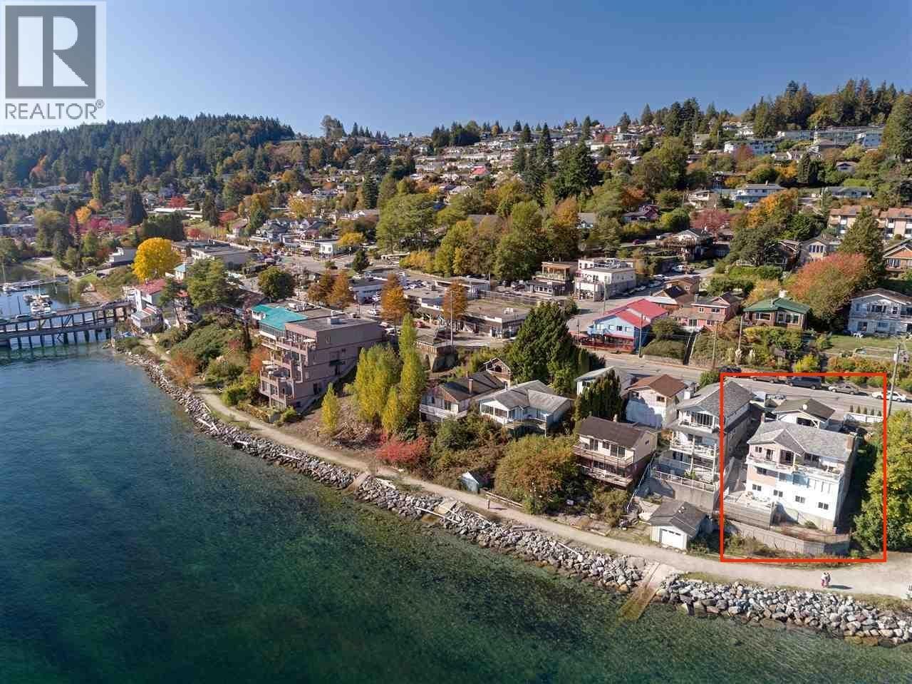 484 MARINE DRIVE, Gibsons