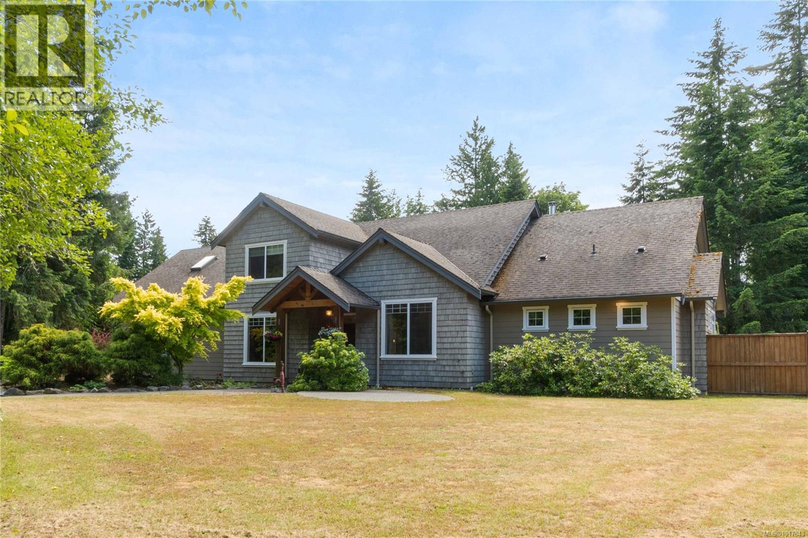 1156 Allgard Rd, Qualicum Beach