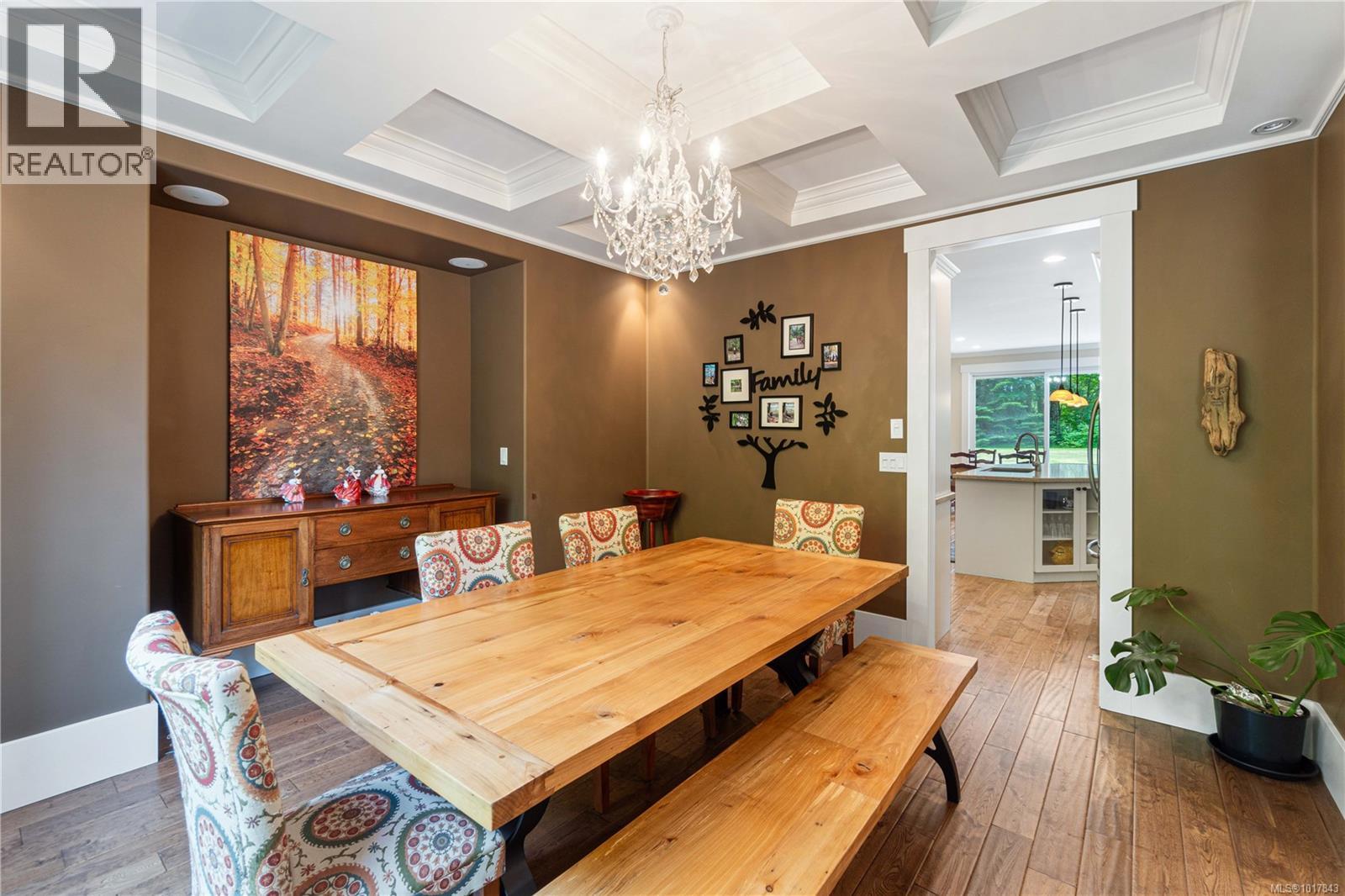 1156 Allgard Rd, Qualicum Beach