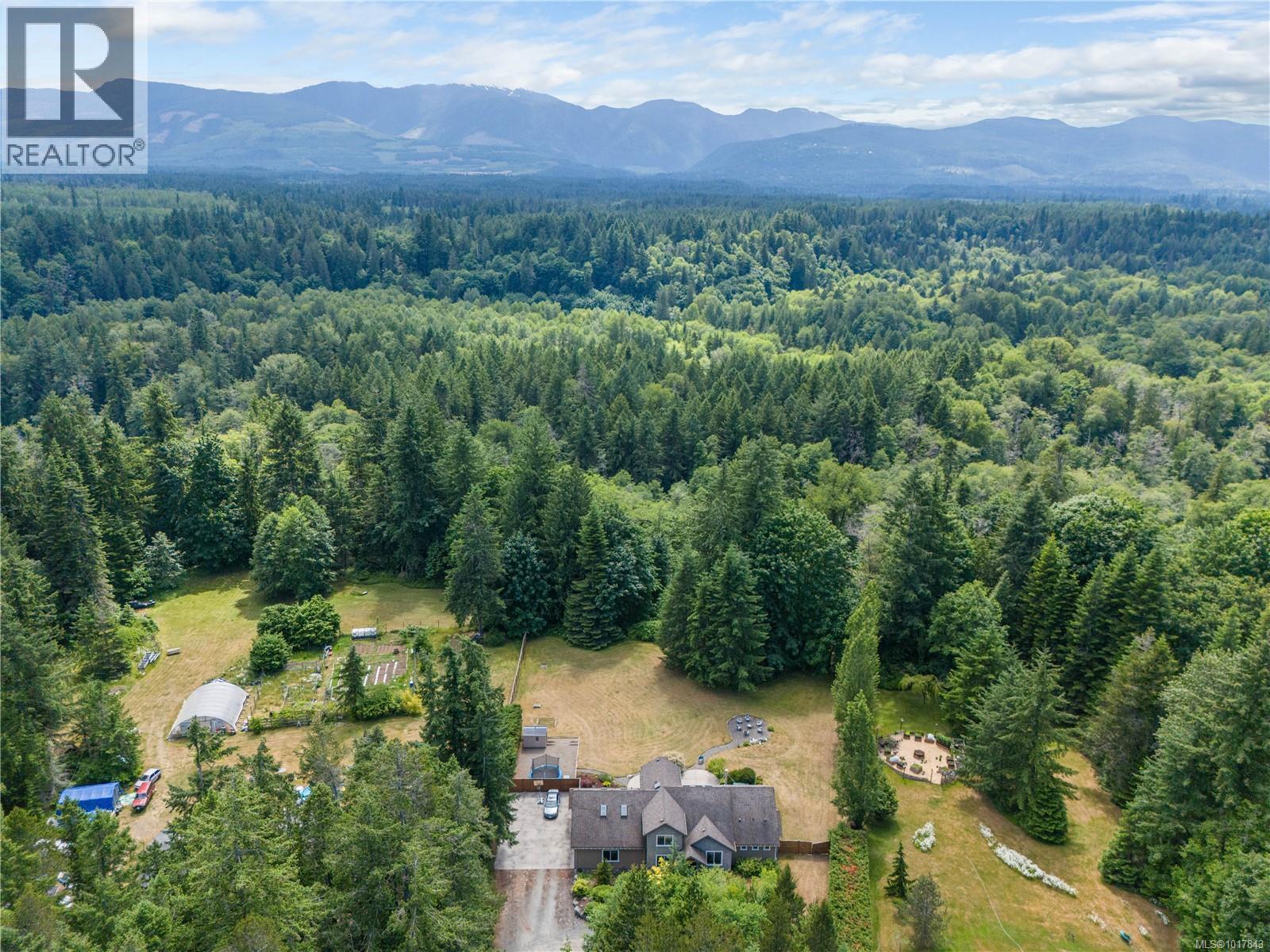 1156 Allgard Rd, Qualicum Beach