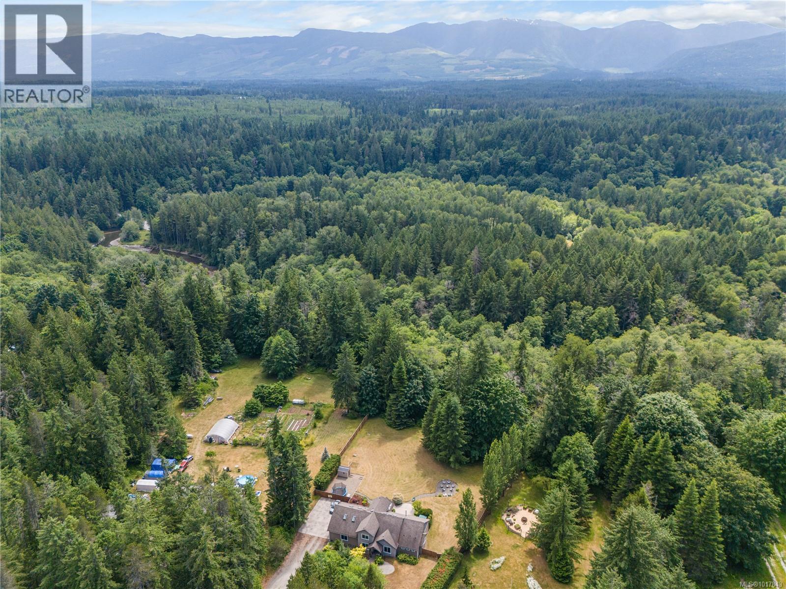 1156 Allgard Rd, Qualicum Beach