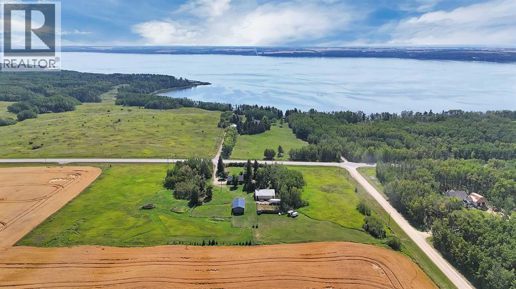 2230 Rainy Creek Road, Rural Lacombe County